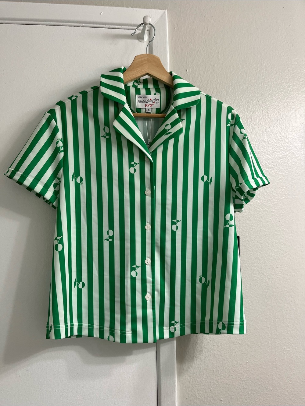 Green & White Striped Short-Sleeve Button-Down Shirt by Boden - Picture 2 of 4